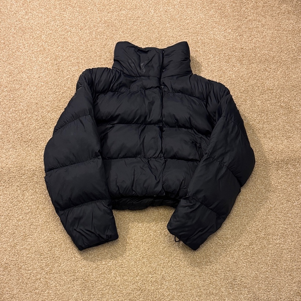 ALO Yoga Gold Rush Black Puffer Jacket